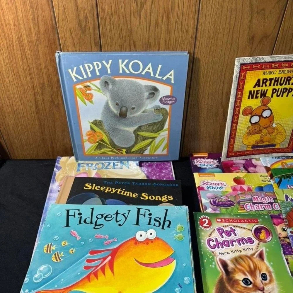 Large Bundle of children's books - Everything in the Pictures‎